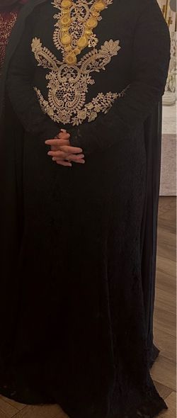 Black and Gold Long sleeve Dress