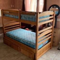 Bunk Bed (Send Offers)