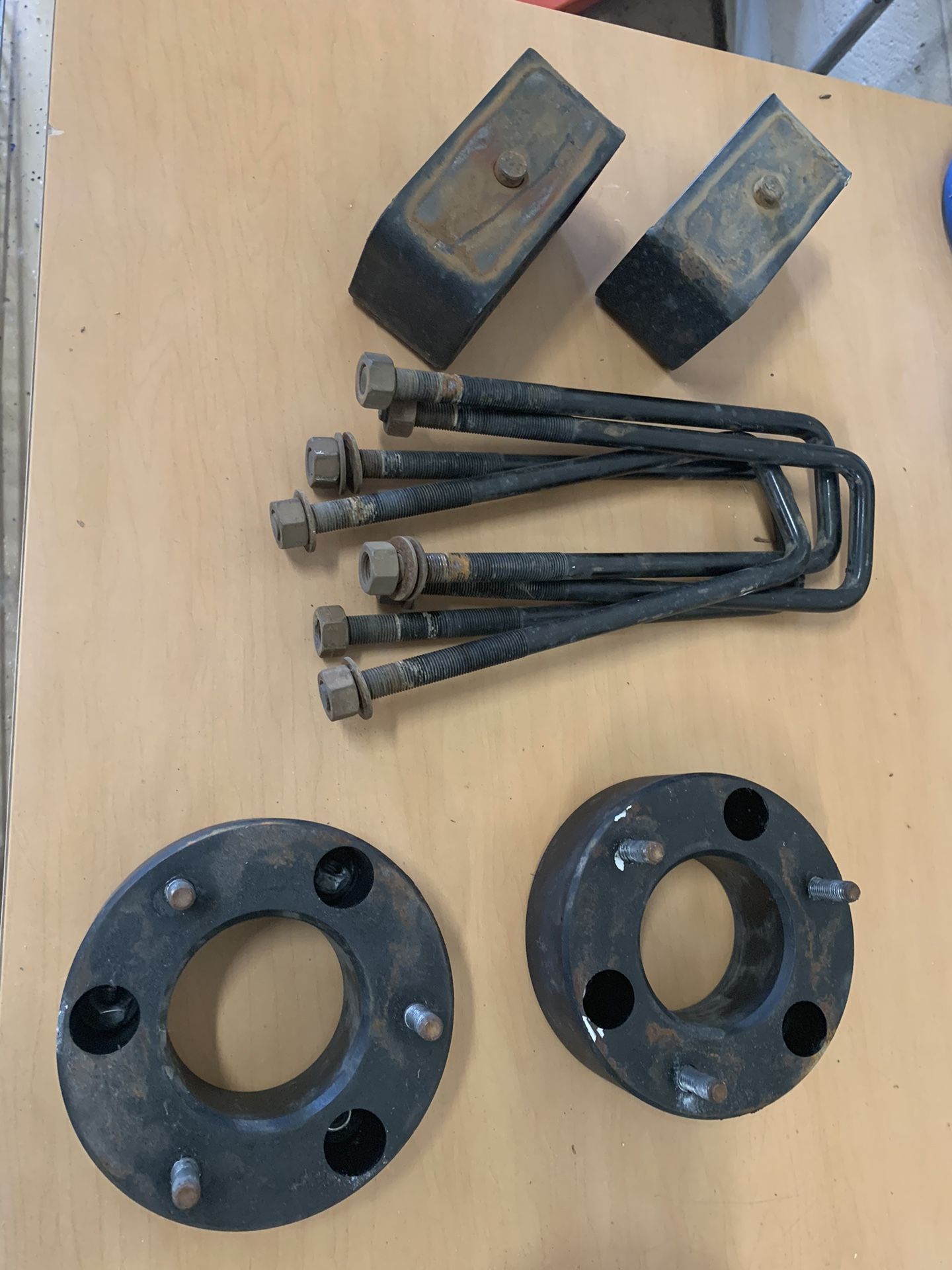 Chevy Silverado Leveling Kit