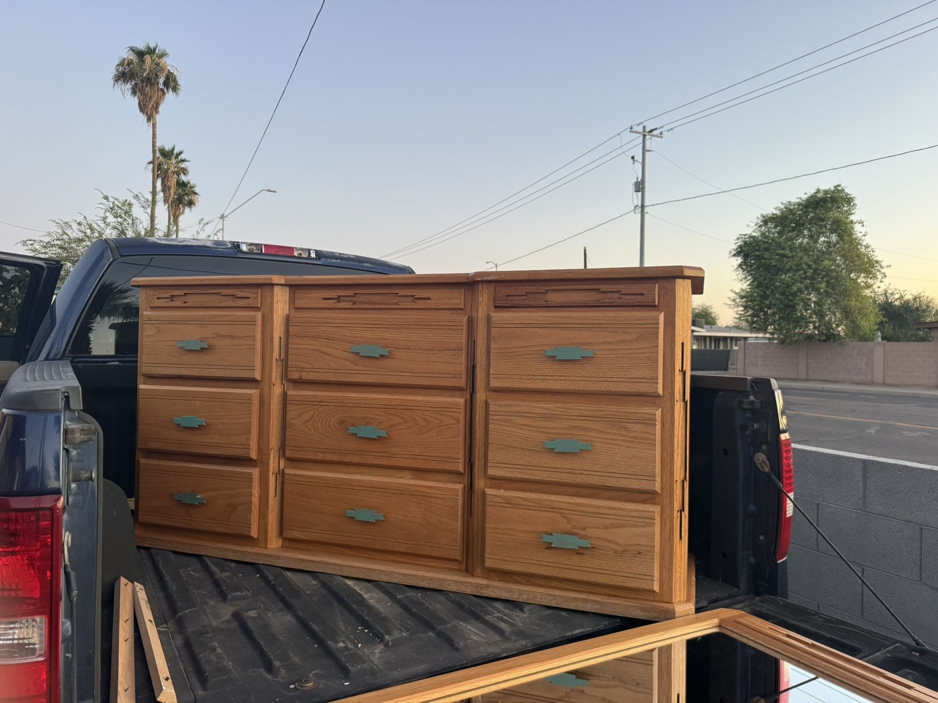 Dresser