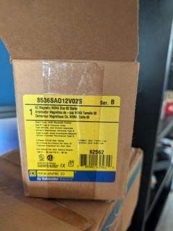 Square D 8536SAO12V02S AC Magnetic Starter