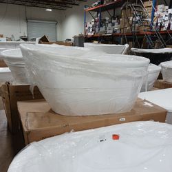 Sale On All Free Standing Bathtubs 
