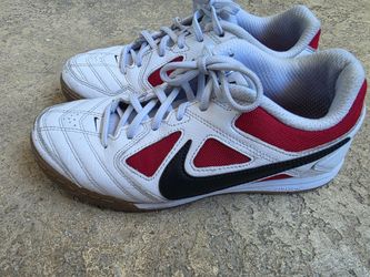 Tenis shoes