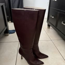 Ladies  Brown Boots Size 8.5