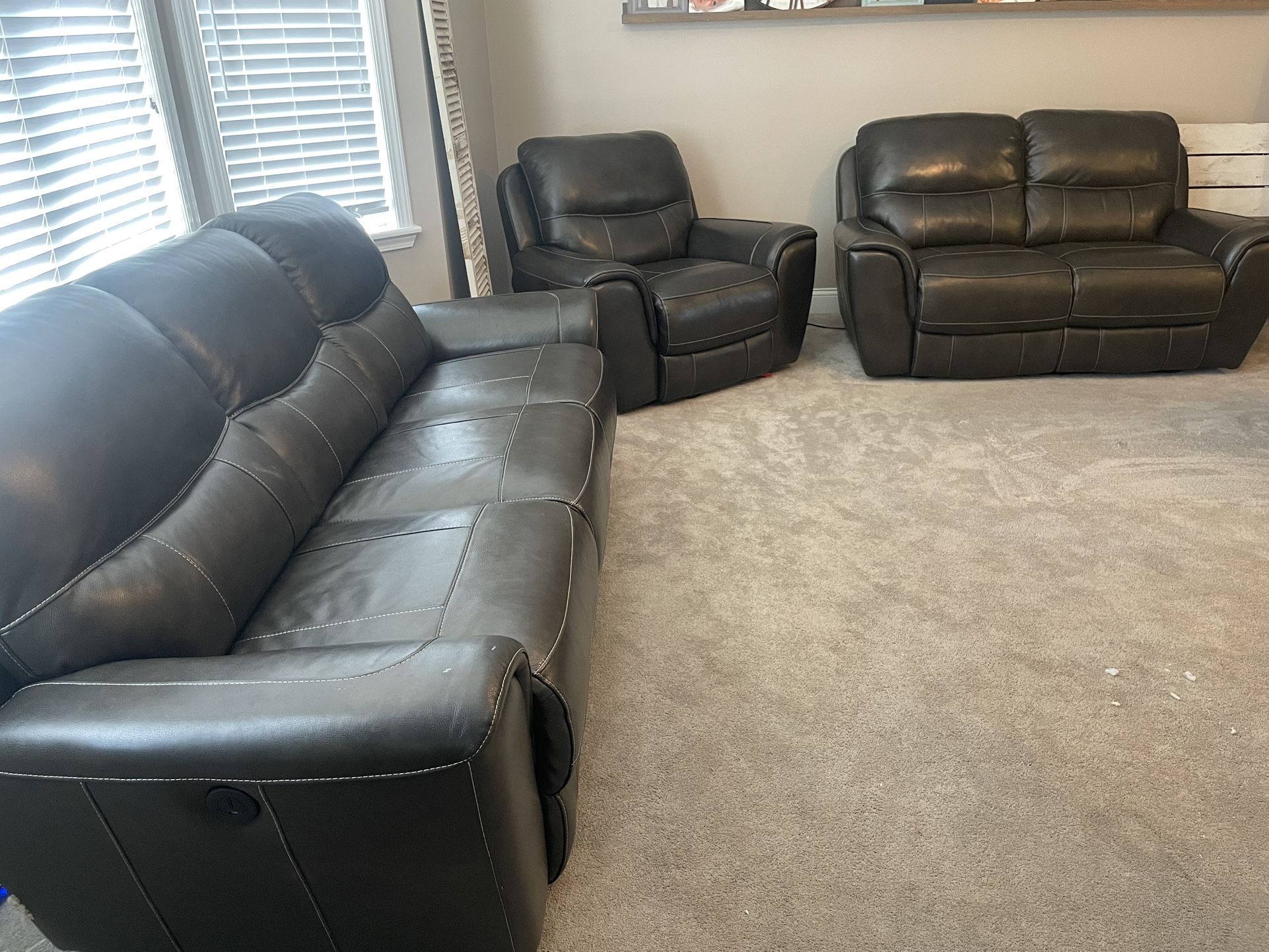 Leather Reclining Couch Set