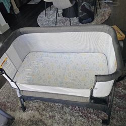 Anglebliss Bassinet