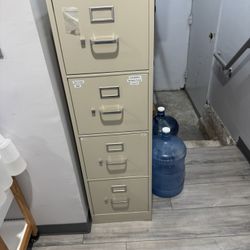 File Cabinet 4 Drawers 
