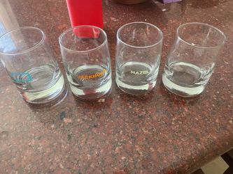 Set of 4 Novelty Rocks Glasses
