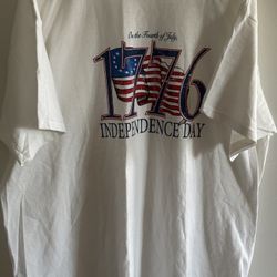 VINTAGE FRUIT OF THE LOOM T-SHIRT 