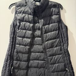 Ladies Vest 32 Degrees Size Small