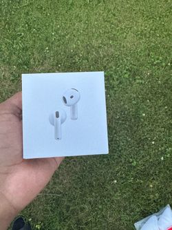 AirPods 4
