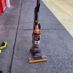 Dyson Vacuum Cleaner 