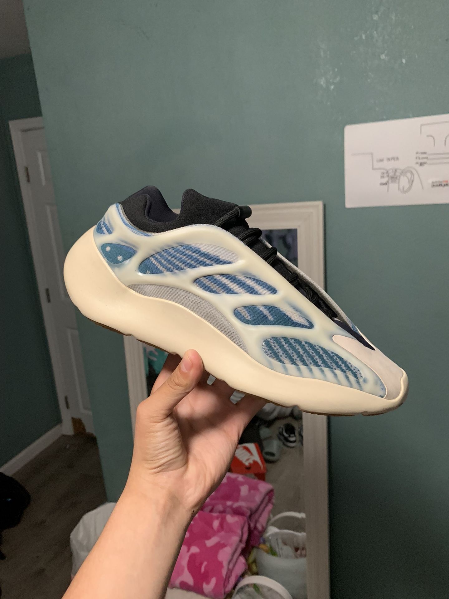 adidas yeezy kyanite (reflective)