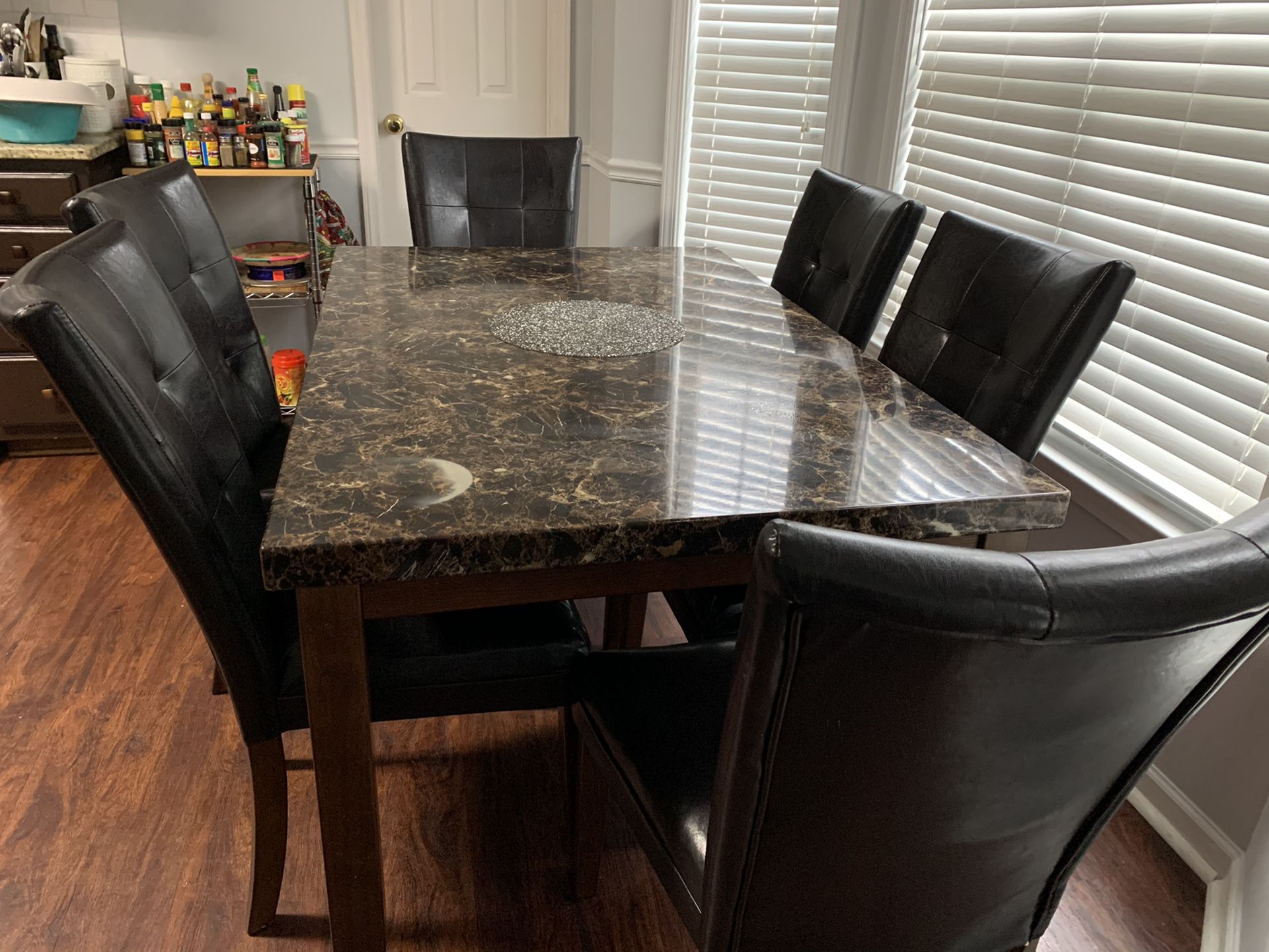 Dinning table set and 6 chairs