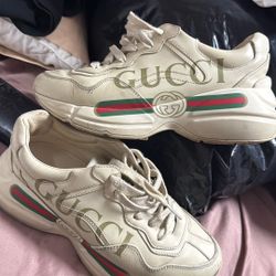 Gucci Size 6 Women 