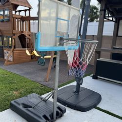 Junior basketball hoop with weighted base