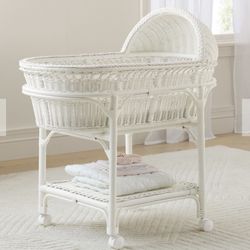 Pottery Barn Wicket White Bassinet 