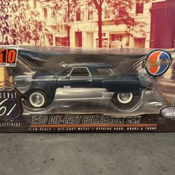 1:18 Scale 1961 Studebaker Diecast Car by Highway 61. New Unopened.