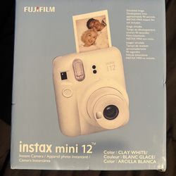 Fujifilm Instax Mini 12 Instant Camera 