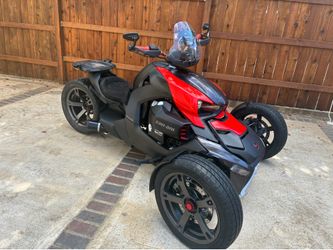 2021+ Can-Am Ryker (Red/Black) –