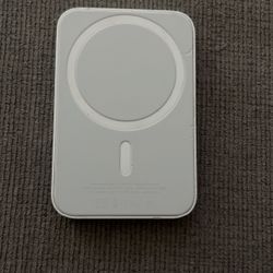 Apply Wireless Charger