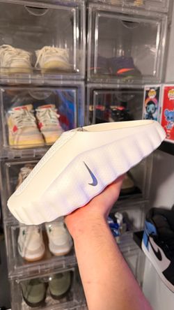 Nike Mind Slide Sail