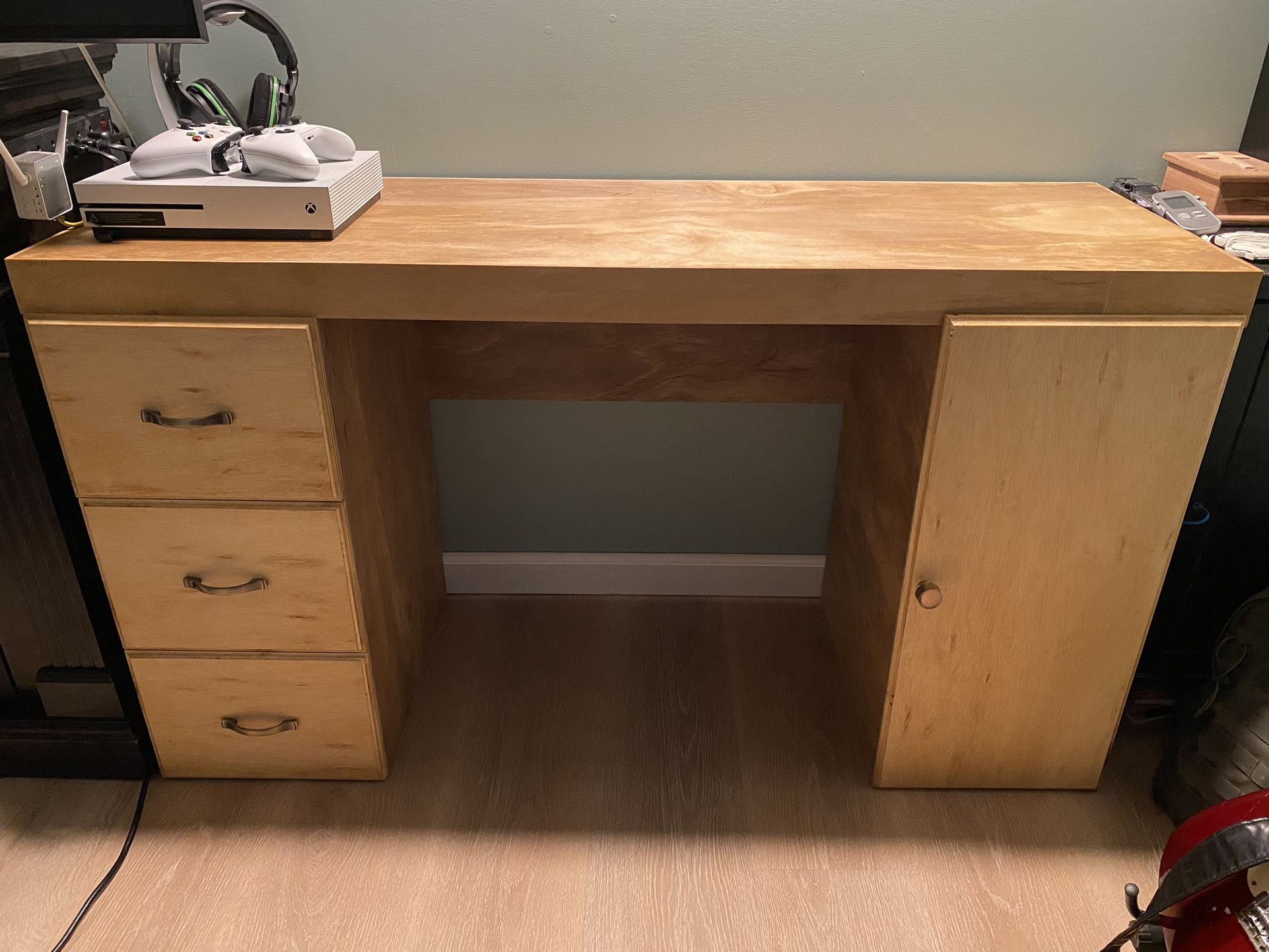 Desk 