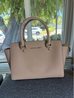 Michael Kors Beige Purse