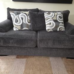 Super comfortable Carson Lovesaet - Made in the USA