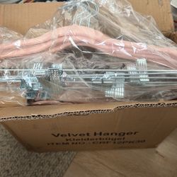 Velvet Hanger