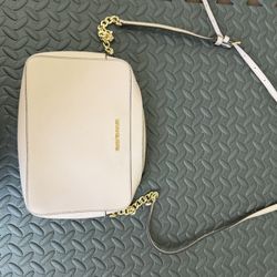 Michael Kors Cream Crossbody Bag | Gold Chain Strap 