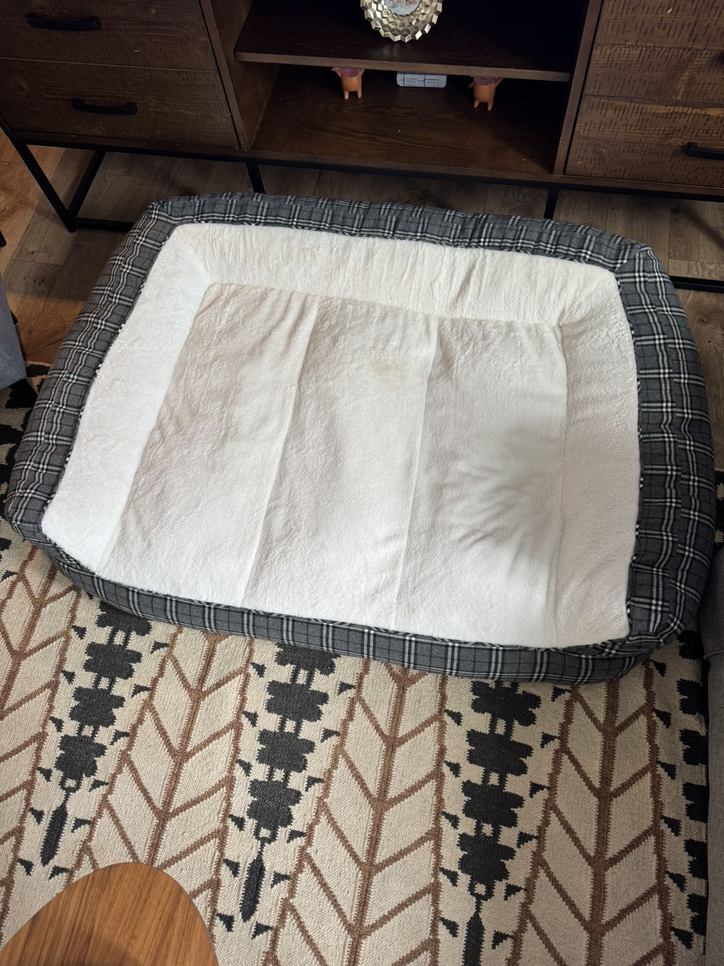 Kirkland Dog bed