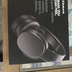 Skullcandy Crusher Wireless Headphones (Immersive Bass) 