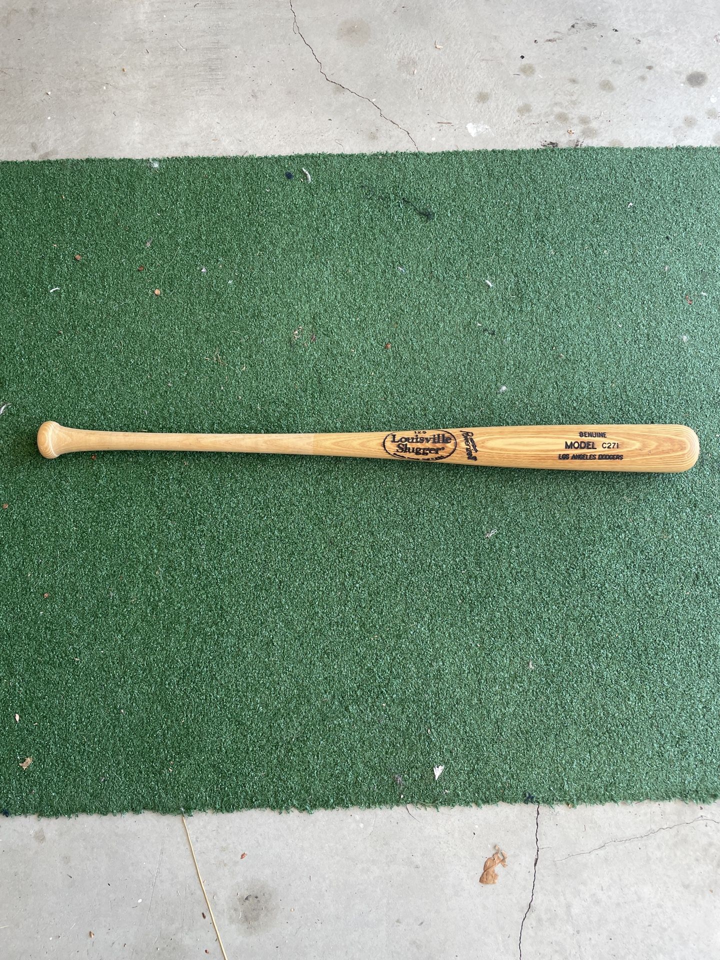 Los Angeles Dodgers 125 Louisville Slugger Genuine Model C271 Unsigned Bat