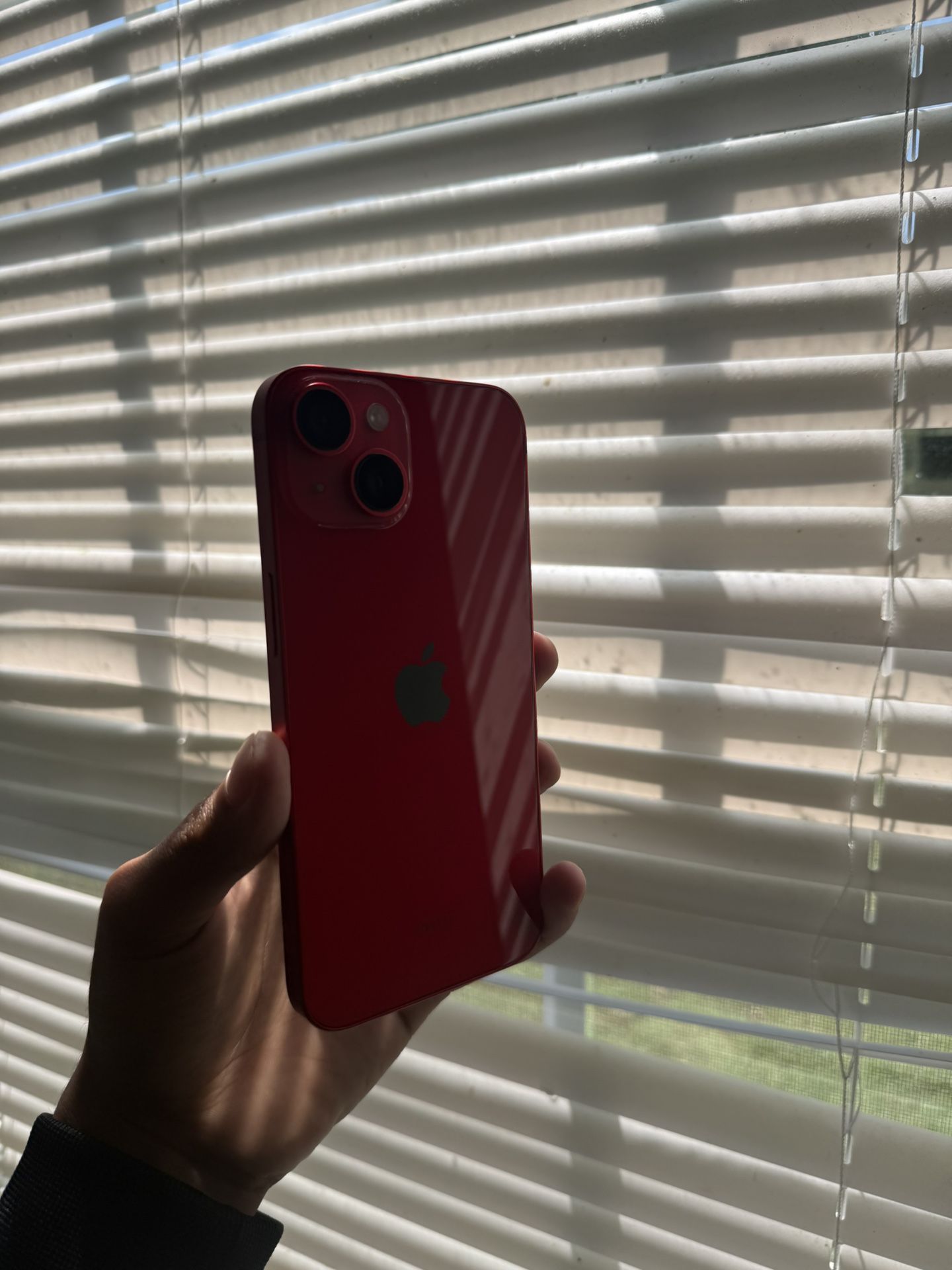 iPhone 14 RED (128GB) – Flawless  – w/ Box + Charger