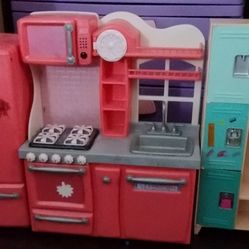 Toy Kitchen Set
