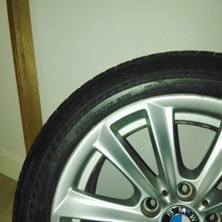 4 Bridgestone DriveGuard RFT 17 Inch Tires 225/55R17 97V Tubeless Tires On OEM BMW 9 Spoke 17 inch Wheels / Rims 