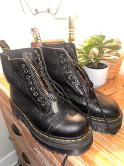 Doc Martin Boots
