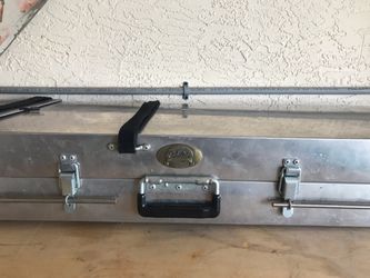 Cabelas Aluminum Dual Gun Or Bow Case