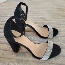 Cute Heels Size 8. Velvety black with rhinestones. Like New. 3.5" Heel