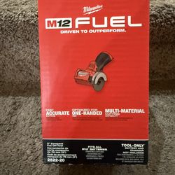 Milwaukee M12 Compact Cut Off Tool