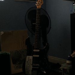 kurt cobain vandalism stratocaster 