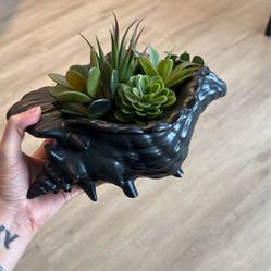 Vintage Large Black Faux Shell Vase With Faux Succulents