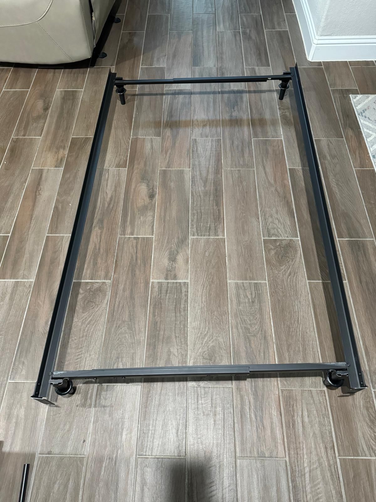 Two Brand New Twin/Full Bed https://offerup.com/redirect/?o=RnJhbWVzLk9uZQ== Frame  $25 