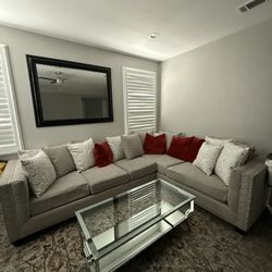 L Couch With Pillows