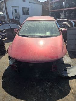 2011 Kia Forte 2.0 engine  parting out