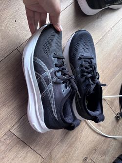 ASICS Kayano 31 Women’s 9.5