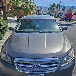 2011 Ford Taurus