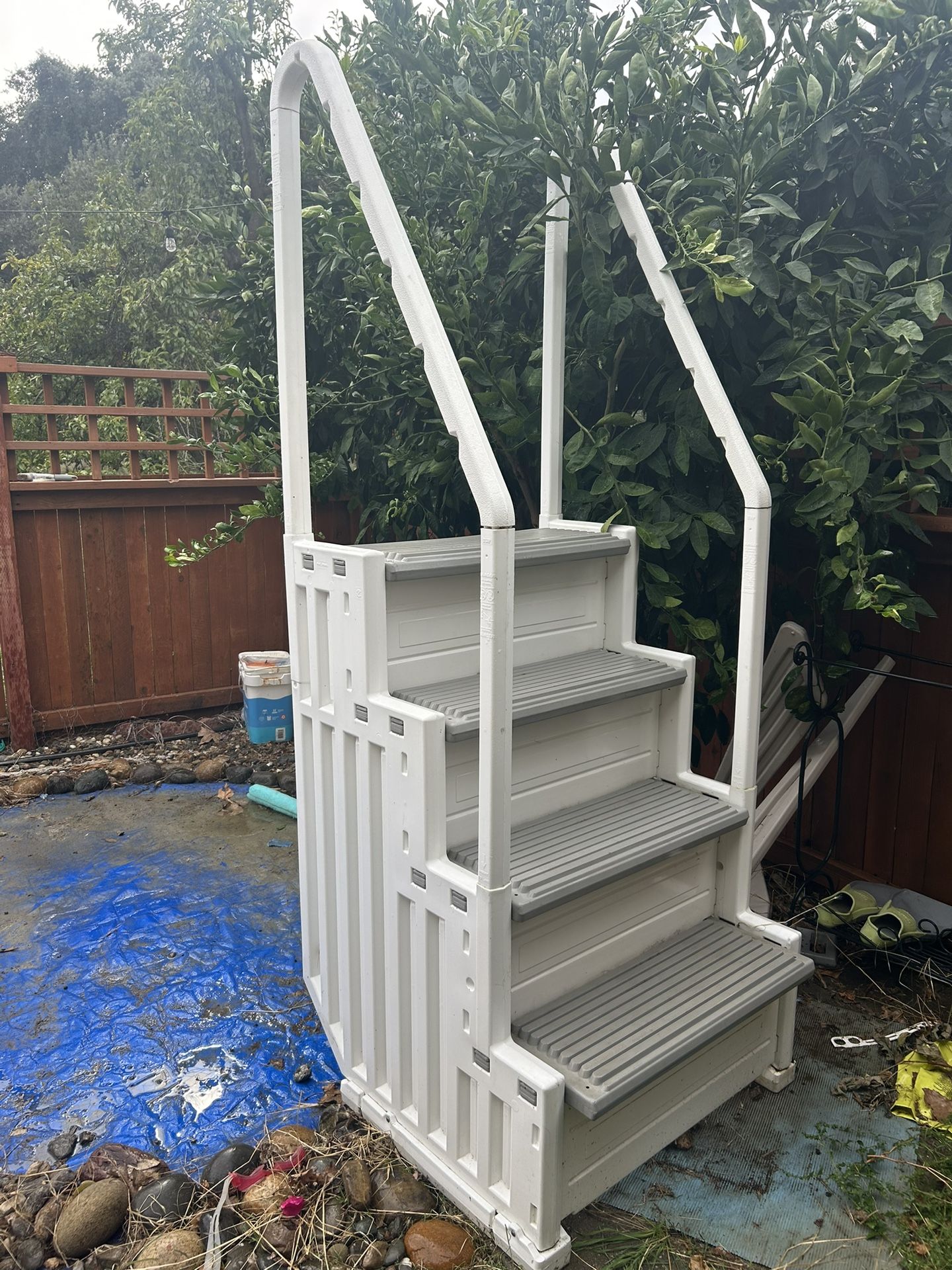 Above Ground Pool Ladders ( Heavy Duty)