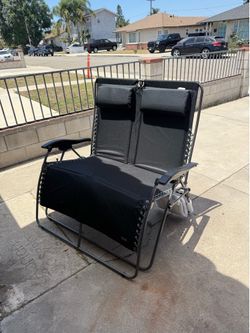 ULINE Zero Gravity Love Seat